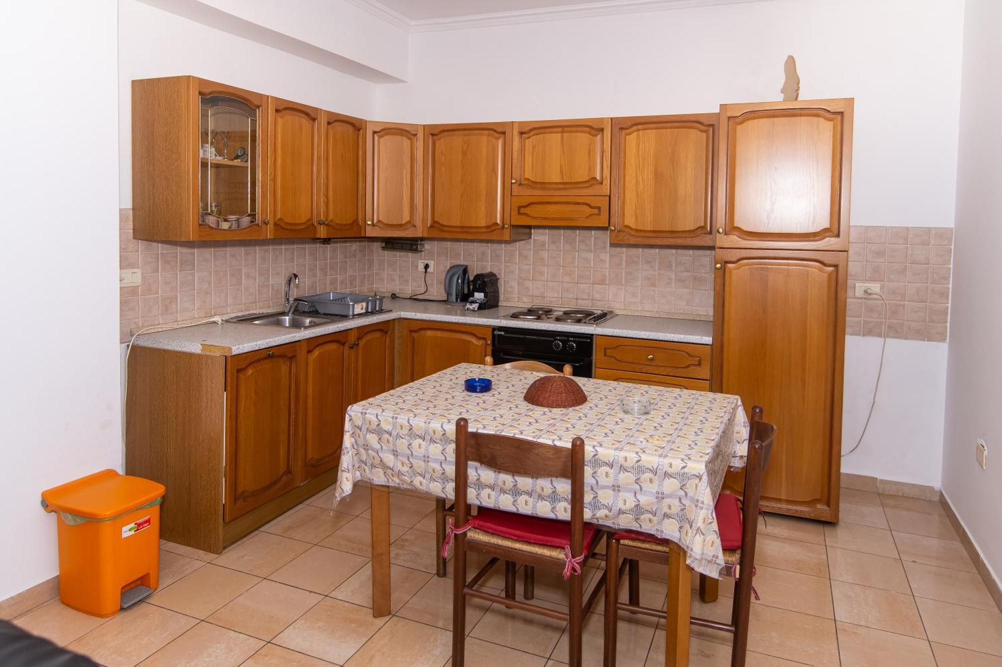 Vintage Blloku Apartment 地拉那 外观 照片